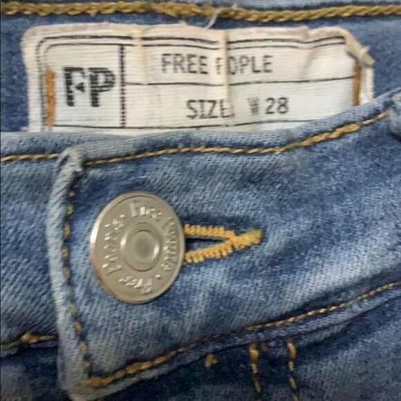 FREE PEOPLE ANTHROPOLOGIE DISTRESS JEANS S…‎ - Picture 4 of 6